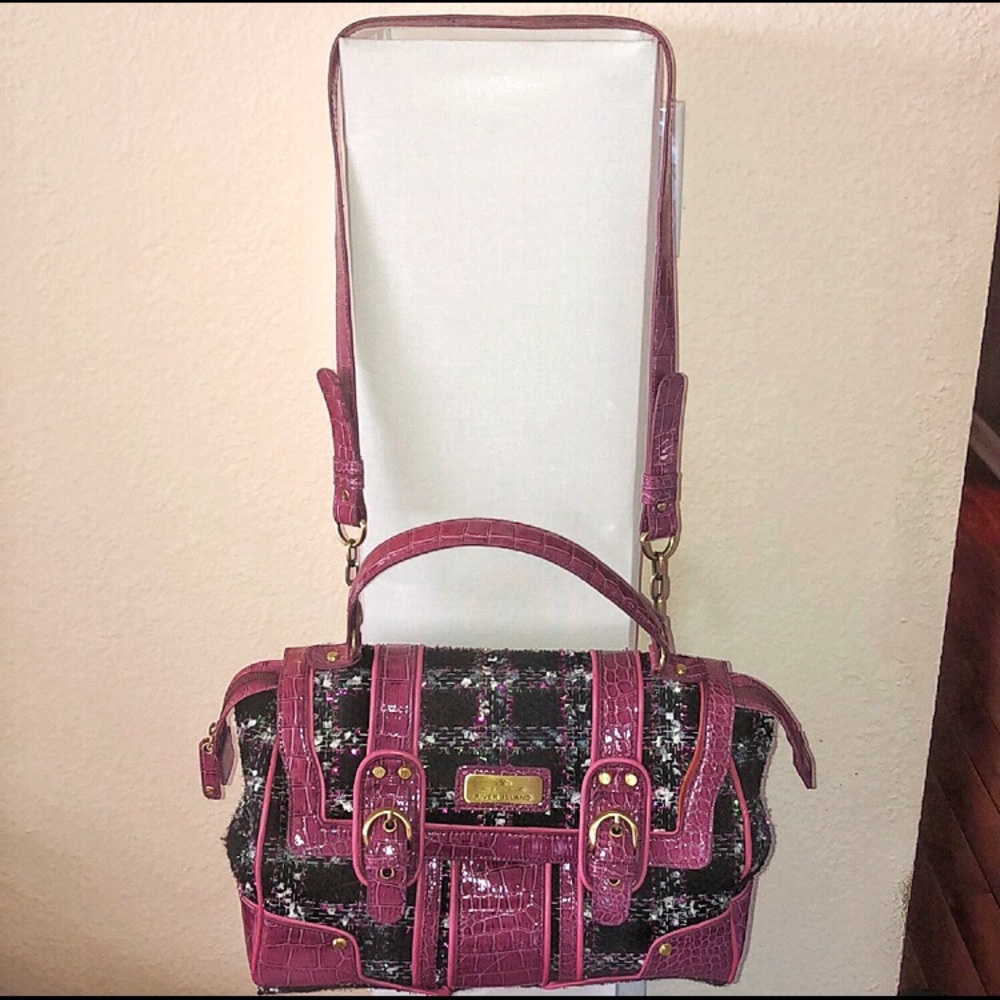 Rive Island crossbody messenger bag